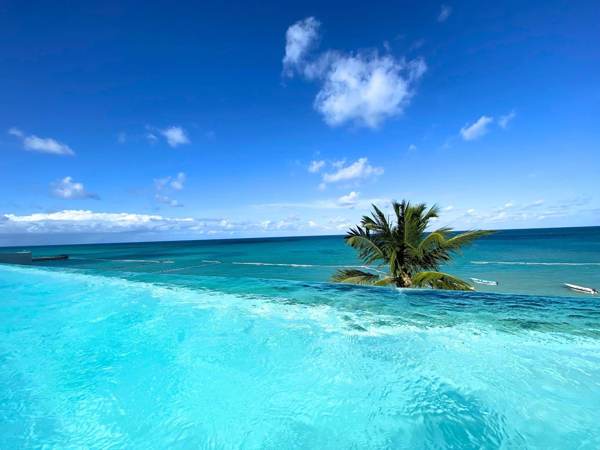 Caraibico Deluxe Beach Club & Spa Hotell Punta Cana Exteriör bild
